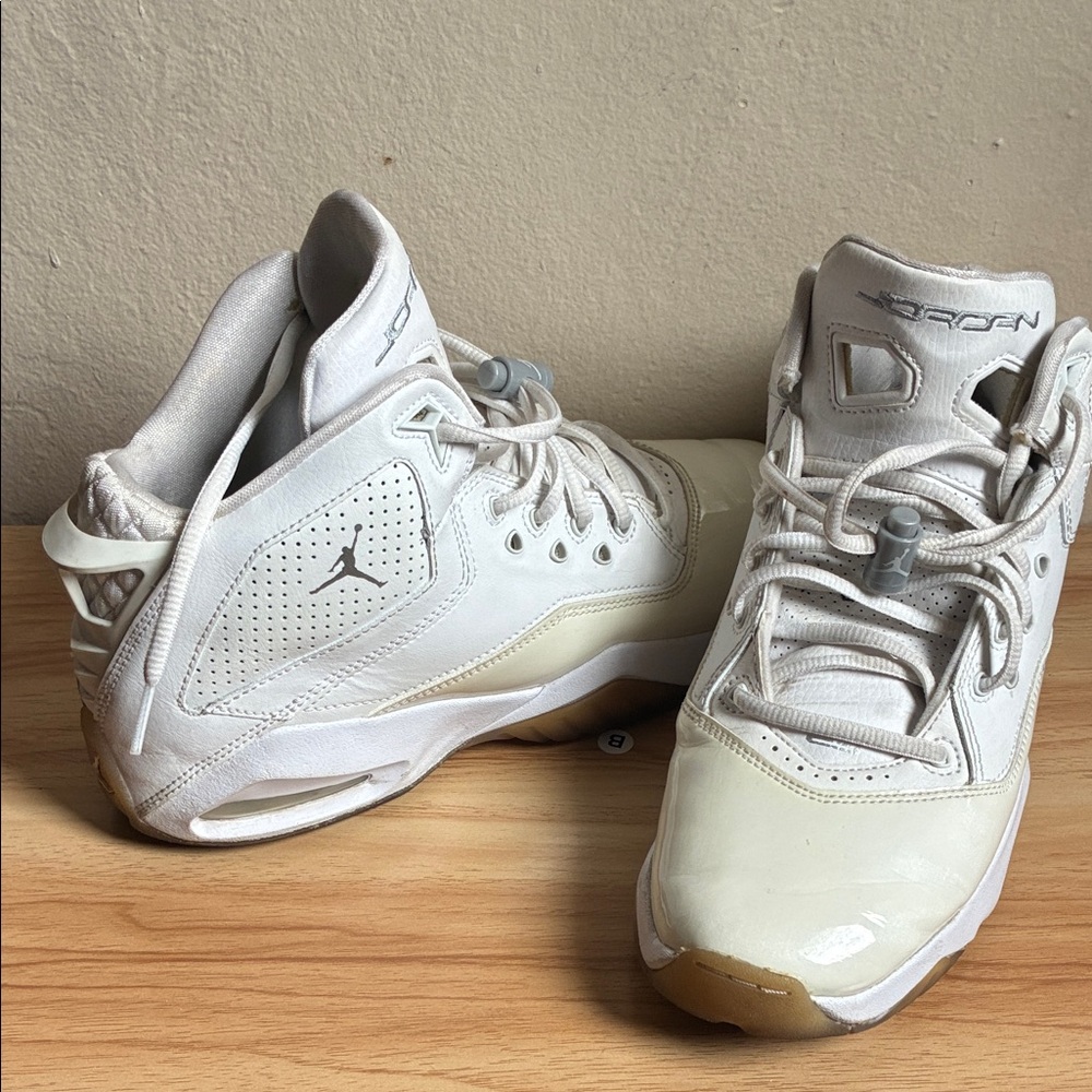 Jordan Men's Athletic Shoes - White